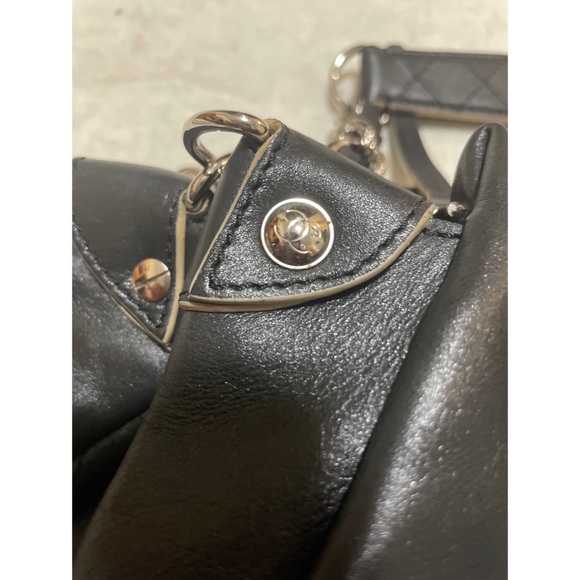 SALE!!! ๐๐๐Chanel Hobo large CC stitched with pouch Bag - Picture 11 of 16